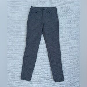 American Eagle, Gray Plaid Pants, Size 6 Long